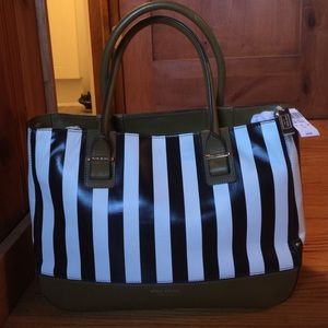 NWT Henri Bendel purse